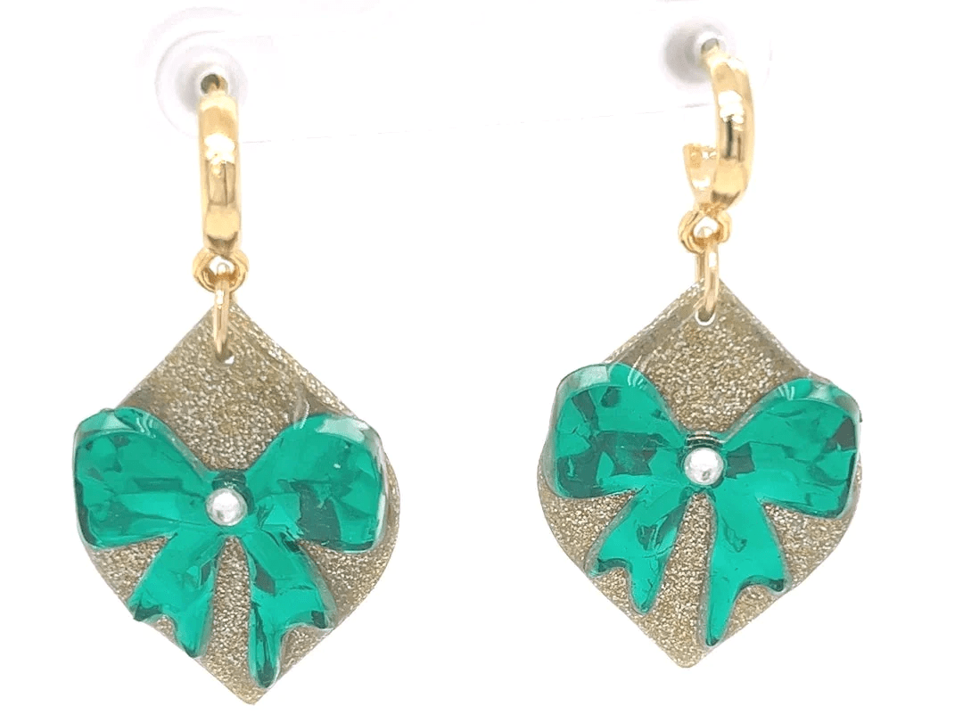 Why Handmade Jewelry Makes the Perfect Christmas Gift - Maeven in Me
